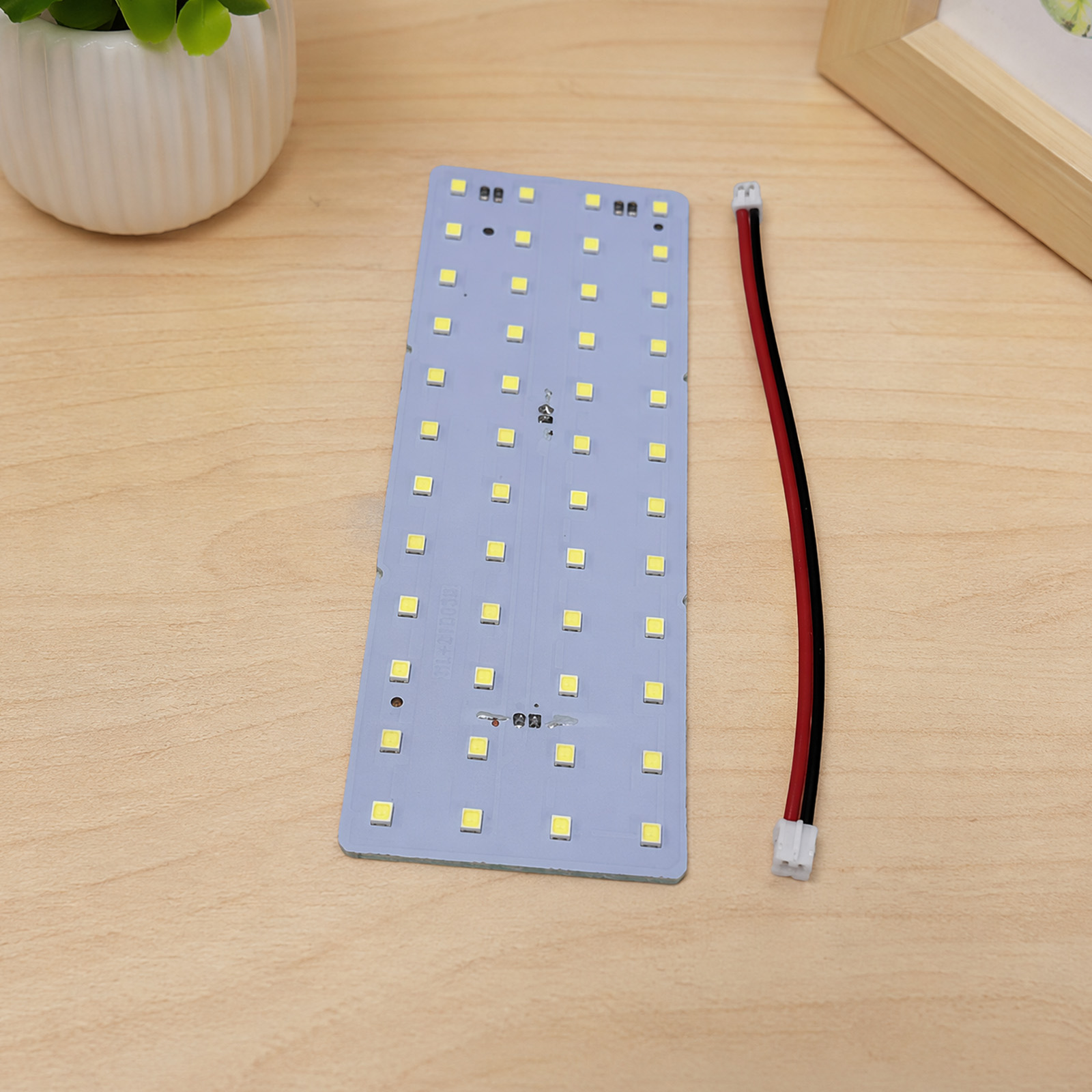 ชุดแผงไฟ LED สำหรับลิโธเฟนของ  - Model Kit Led บทวิจารณ์และราคา