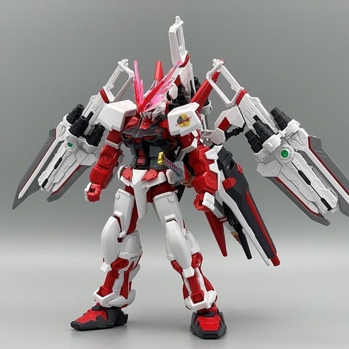 ชุดประกอบโมเดลกันดั้ม Astray R - Model Kit Frame บทวิจารณ์และราคา