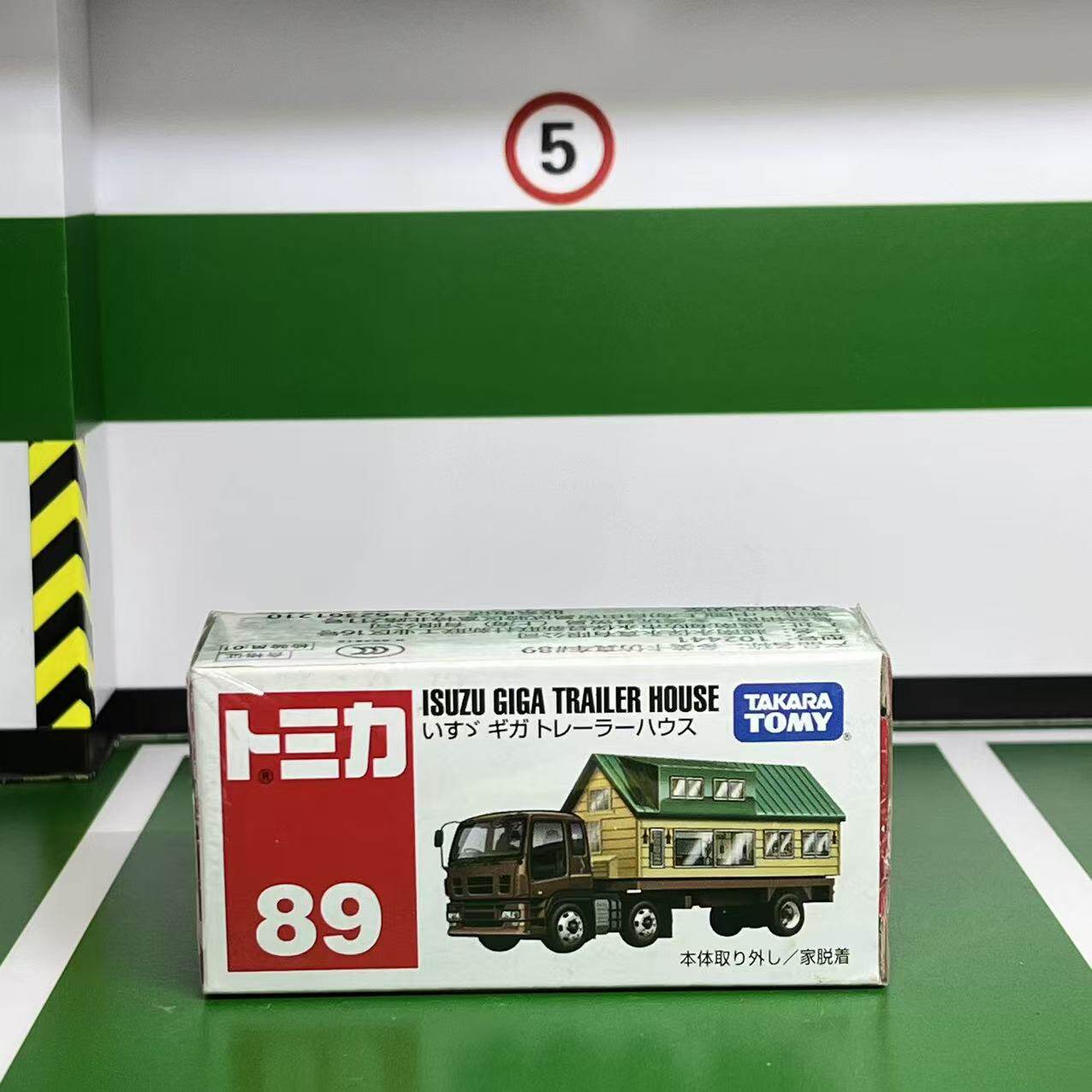 โมเดลรถเหล็กหล่อ Takara Tomy ร - Model Kit Bmw บทวิจารณ์และราคา