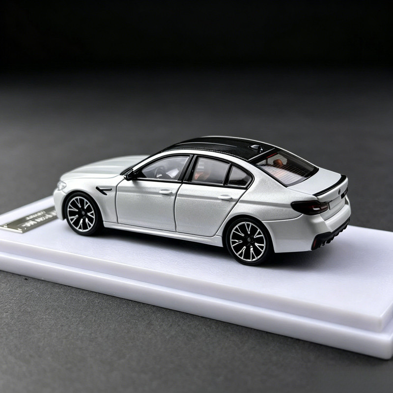 Howie Model 1/64 รถโมเดล BMW M - Model Kit Bmw บทวิจารณ์และราคา