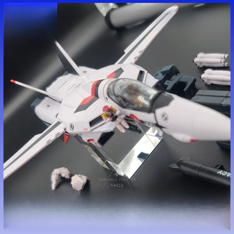 Macross VF-1S Ichijyo's Valkyr - Model Kit Valkyrie บทวิจารณ์และราคา