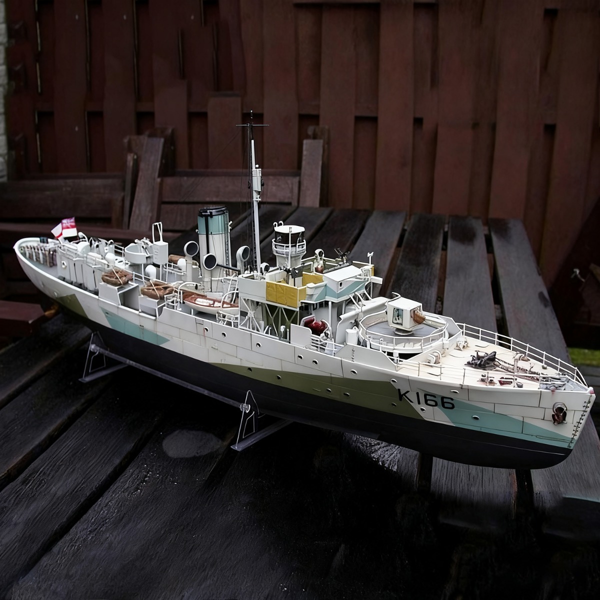 โมเดลเรือรบฟลาวเวอร์คลาส รีเวล - Model Kit Revell บทวิจารณ์และราคา