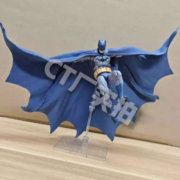ของเล่น Mafex105 แบทแมน รุ่น C - Model Kit Batman บทวิจารณ์และราคา