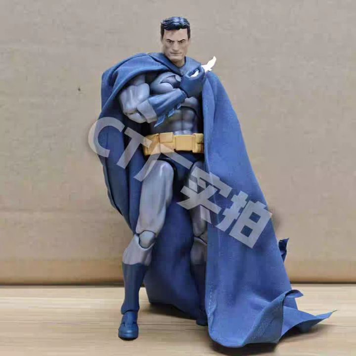 ของเล่น Mafex105 แบทแมน รุ่น C - Model Kit Batman บทวิจารณ์และราคา