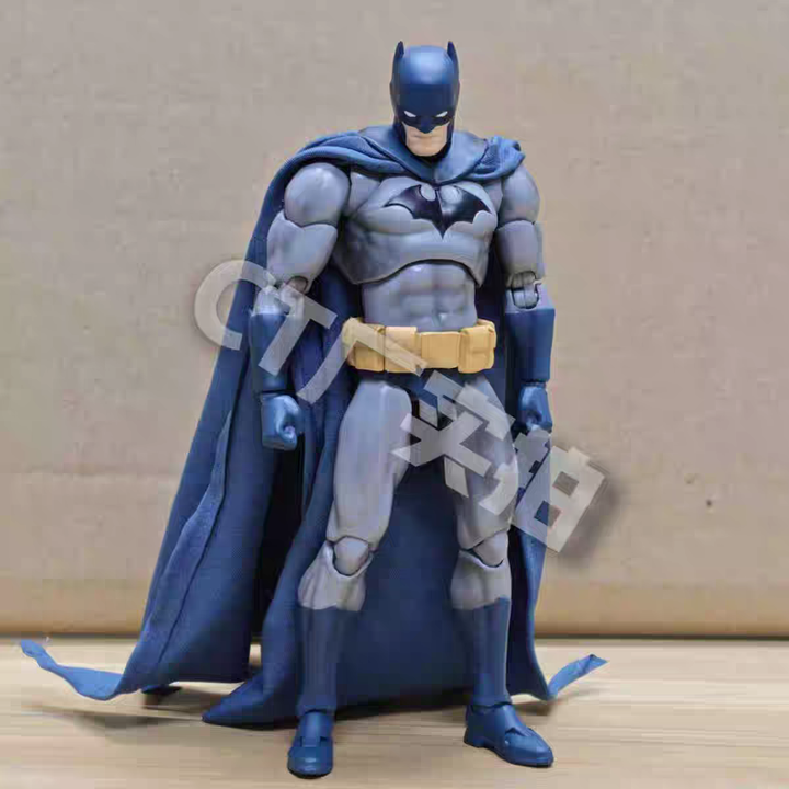 ของเล่น Mafex105 แบทแมน รุ่น C - Model Kit Batman บทวิจารณ์และราคา